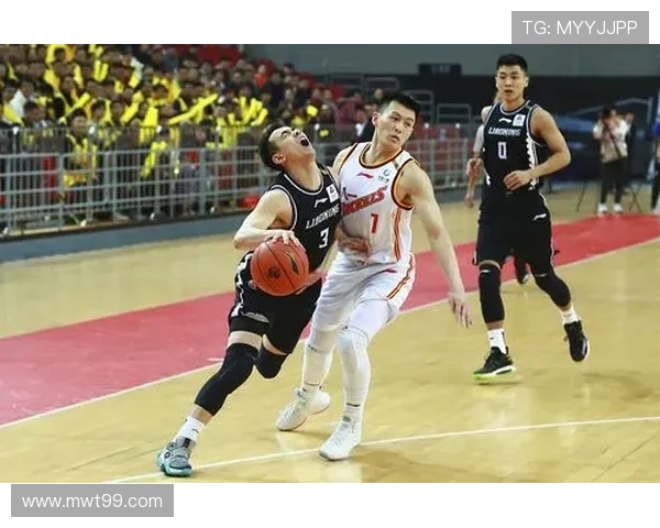 艾伦险胜霍金斯 三年后重返世锦赛半决赛